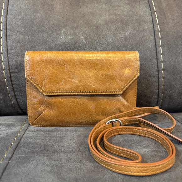 Hobo The Original Crossbody Wallet Bag Tan - Picture 1 of 11